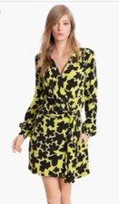 Sold out Diane von Furstenberg Dora Lily crepe print Faux wrap dress 2 $445 Mint