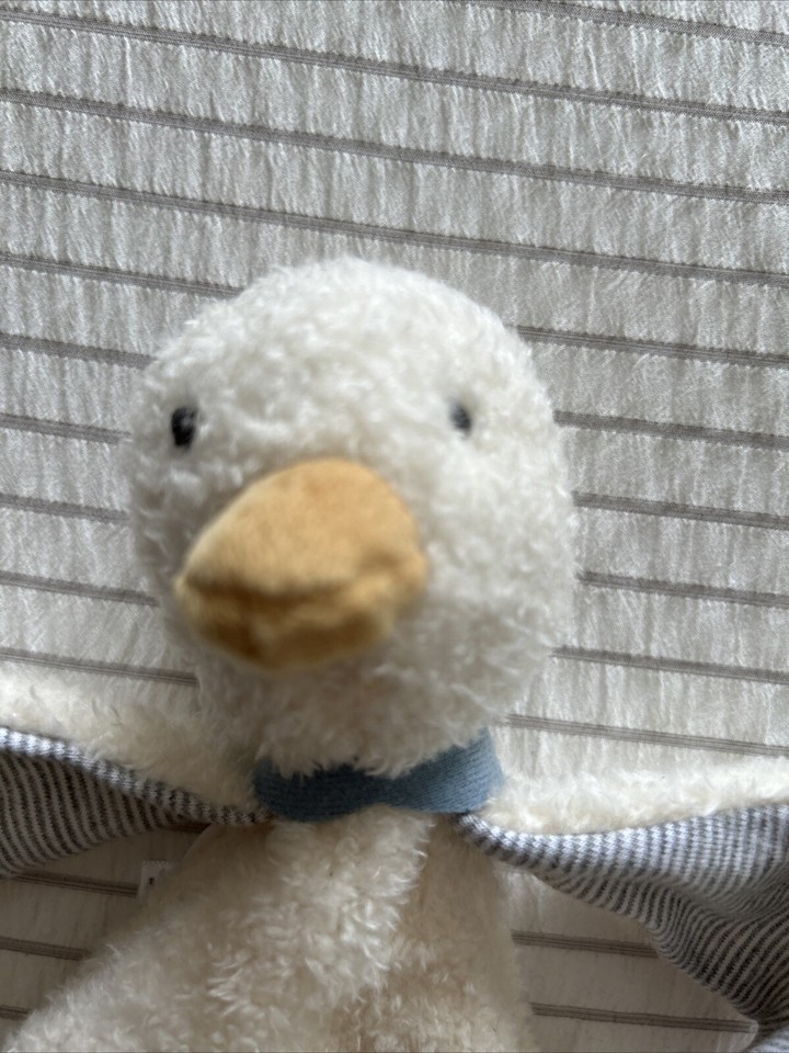 Mamas & and Papas Duck Comforter to the World Plush Baby