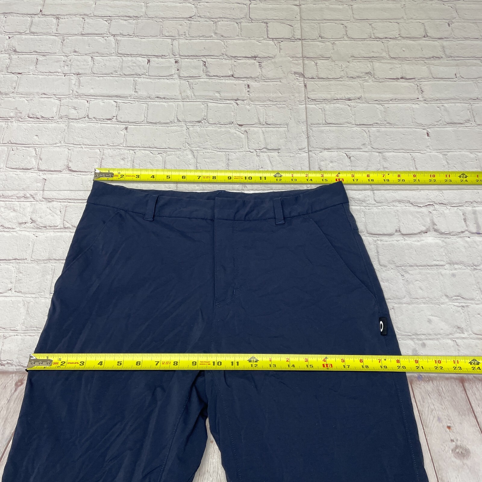 Oakley Men Performance Tech Regular Fit Pants Siz… - image 2