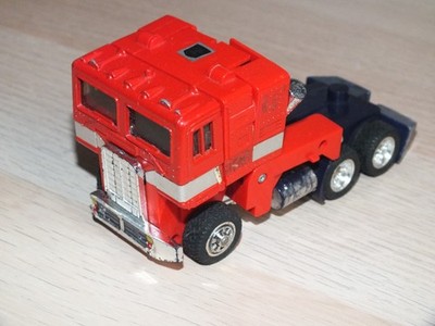 Transformers G1 Optimus Prime Hasbro Takara Vintage 1982 Japan