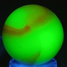 Vintage UV-Reactive Marble King Rainbow .62 Inches Near-Mint Condition