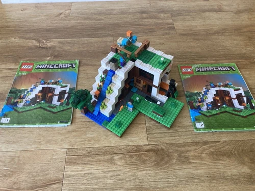 Lego 21134 Minecraft - Die Wasserfallbasis