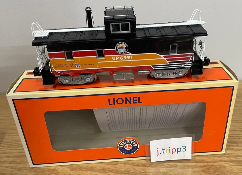 Lionel 27626 Southern Pacific Union Pacific Heritage CA-4 Caboose Train O Scale - Image 2 of 4