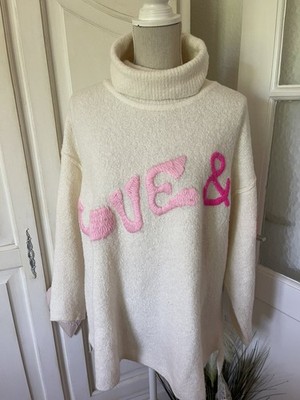 Wunderschöner Grace Rollkragenpullover bestickt Peace  Oversize 