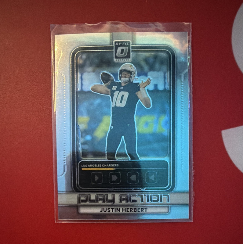Panini Donruss Optic 2025 Play Action Insert Justin Herbert #10 Chargers