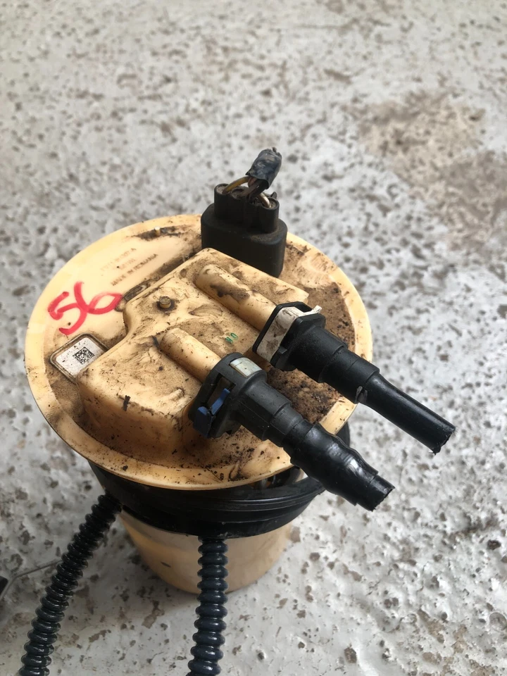 Bomba transmisora de combustible Ford Transit Courier FV119H307A diésel 1496cc XUCD MPV 2017 s56 Foto 2 de 4