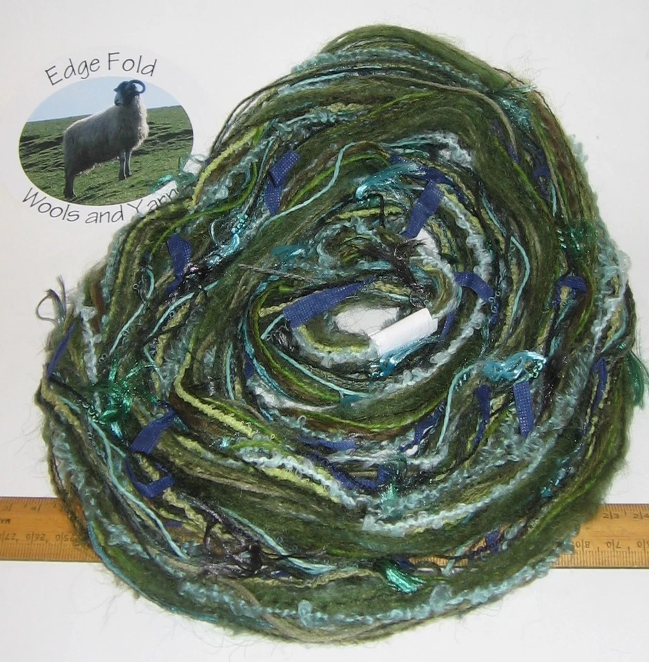 60m 20 x 3m Variety Pack Green knitting wool yarn Craft Weaving Oddments Bundle - Image 1 of 4