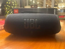 jbl charge 5 wifi speaker, perfect condition, has cord and box