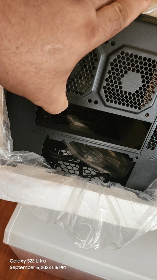 Mini Estuche Thermaltake Core V1 - Totalmente Nuevo - (21419) Foto 2 de 4