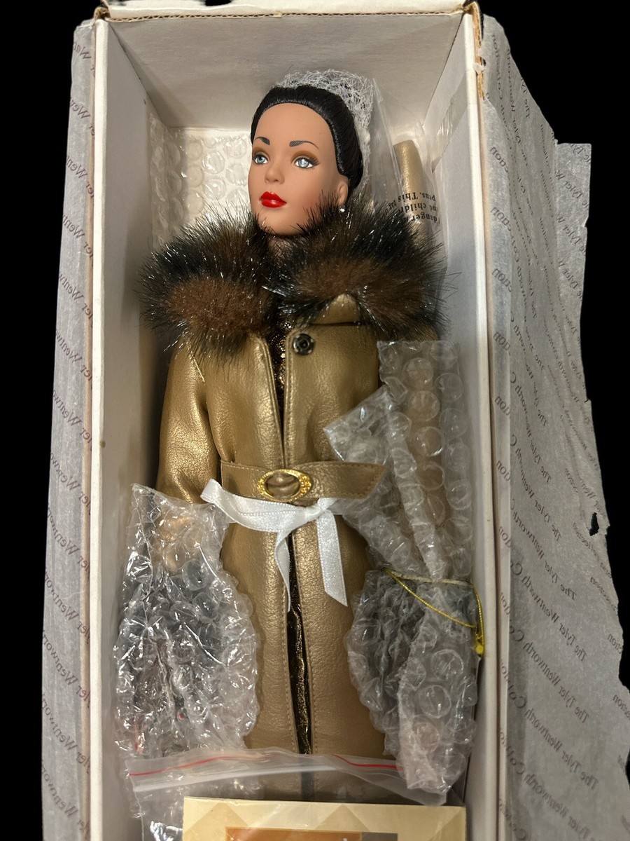 Tonner Doll Company Tyler Wentworth Collection Ensemble D'or