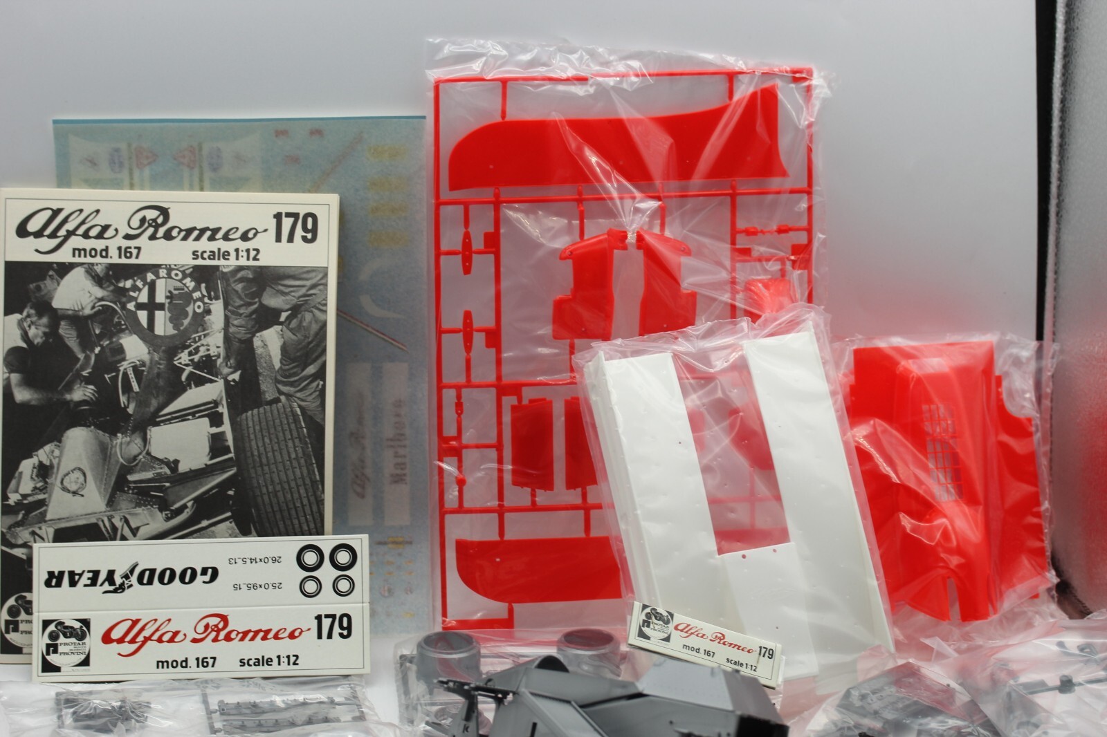 italeri fiat abarth 695 ss assetto modellino modellismo kit montaggio formula 1 foto 3