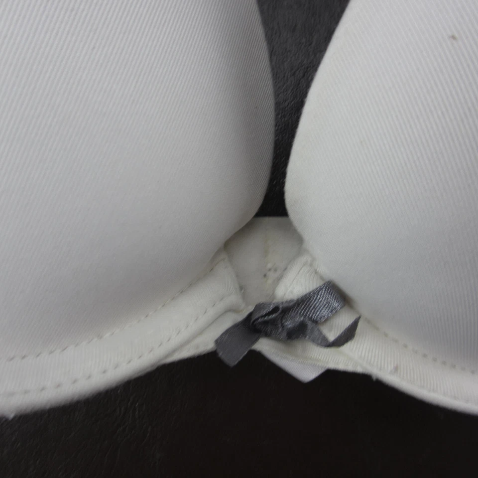 Sujetador Xhilaration 34A Blanco Acolchado Con Aros Cierre Ajustable Espalda Foto 3 de 4