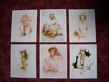   Sara Moon Vintage Retro Prints 