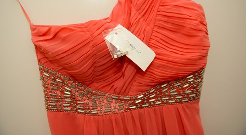 Fabulous One Shoulder 'Cleopatra' Prom Dress by NEW LOOK. Coral. Sz 16 - Picture 3 of 4