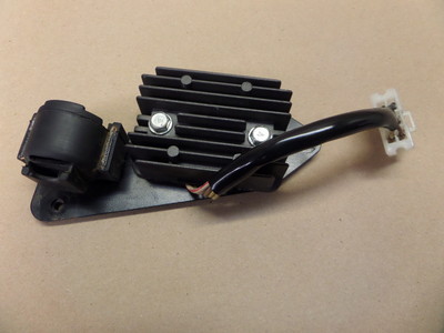 2004 KAWASAKI NINJA 500R EX500 VOLTAGE REGULATOR RECTIFIER OEM 
