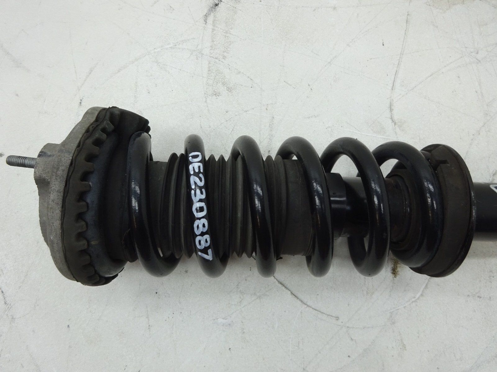 14-17 Maserati Ghibli Front Left or Right Side Shock Strut Absorber OEM DE230887