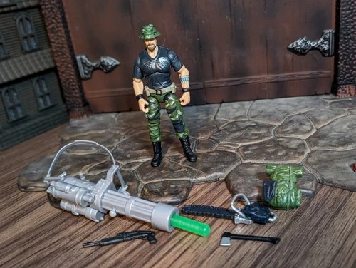 2009 HASBRO - G.I.JOE - THE RISE OF COBRA - BENCH PRESS - Toys R Us Exclusive