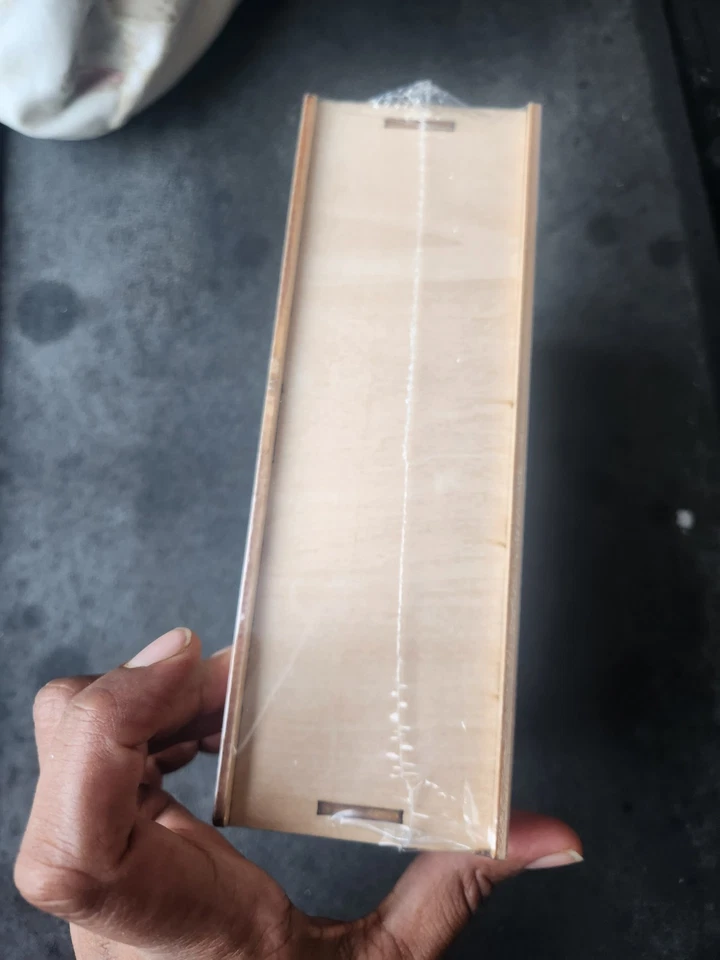 Lfc Liverpool 270 Pcs, 24x42 Cm, Wooden Puzzle" The Liver Bird",New, Sealed,Rare - Image 4 of 4