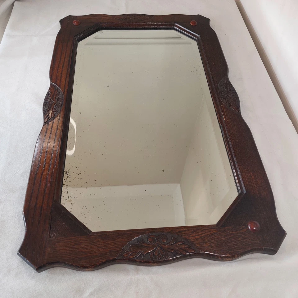 Espejo de pared tallado roble enmarcado biselado vintage artes y manualidades años 20 1930 81 cm Foto 2 de 4