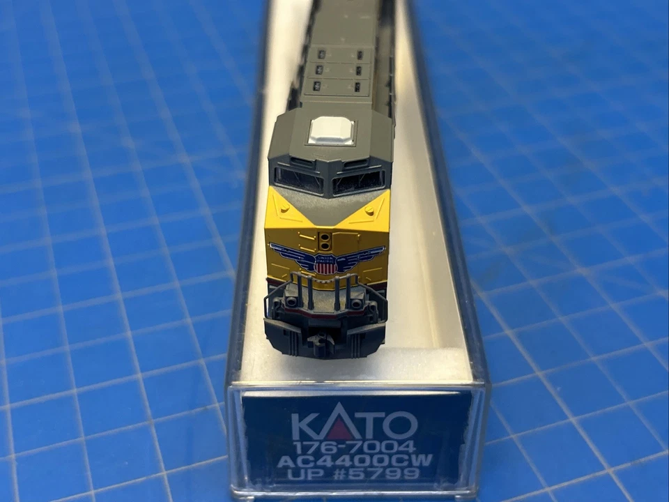 Kato N Scale “Union Pacific” #5799 “Building America” 176-7004 Read - Image 4 of 4