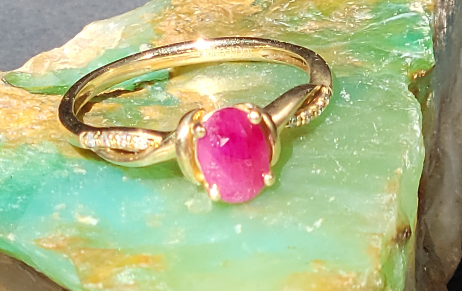 🍒 Vtg 10k Solid Gold Ring (Yellow) Oval Ruby Dia… - image 6
