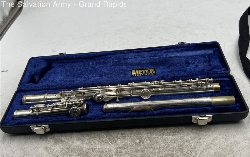 Gemeinhardt Silver E.L. DeFord Elkhart Flute With Carrying Hard Case & Bag