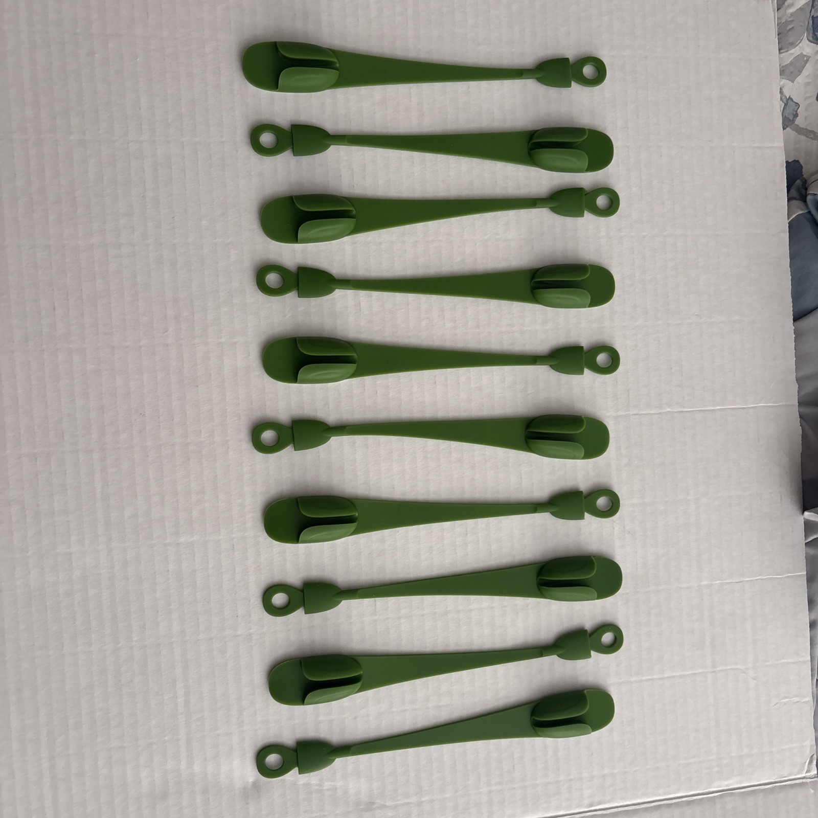 Garland Hanger Green Relaxweex Cable Holder Clip Self Adhesive Mantle Stairs