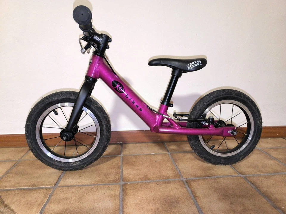 KUBIKE Laufrad Violett/Pink Handbremse ca. 3,7 kg höhenverstellbar 12 Zoll