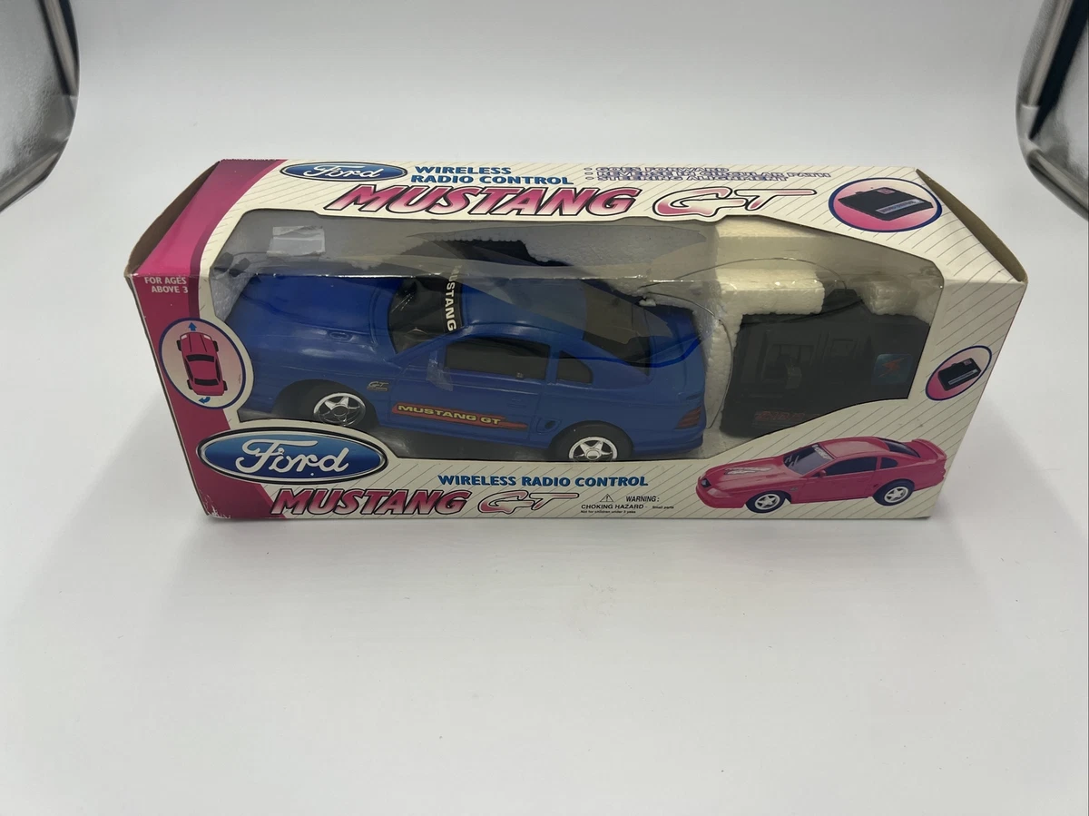 Vintage Toy Century Ford Mustang GT Wireless Radio Control Car 2001