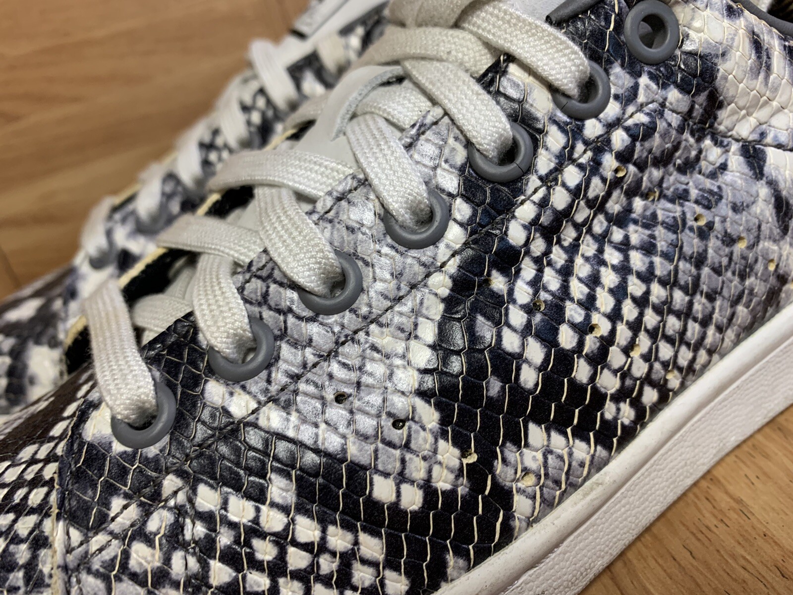 RARE🔥 Adidas Snakeskin Python Crystal Gray Sz 8 … - image 7