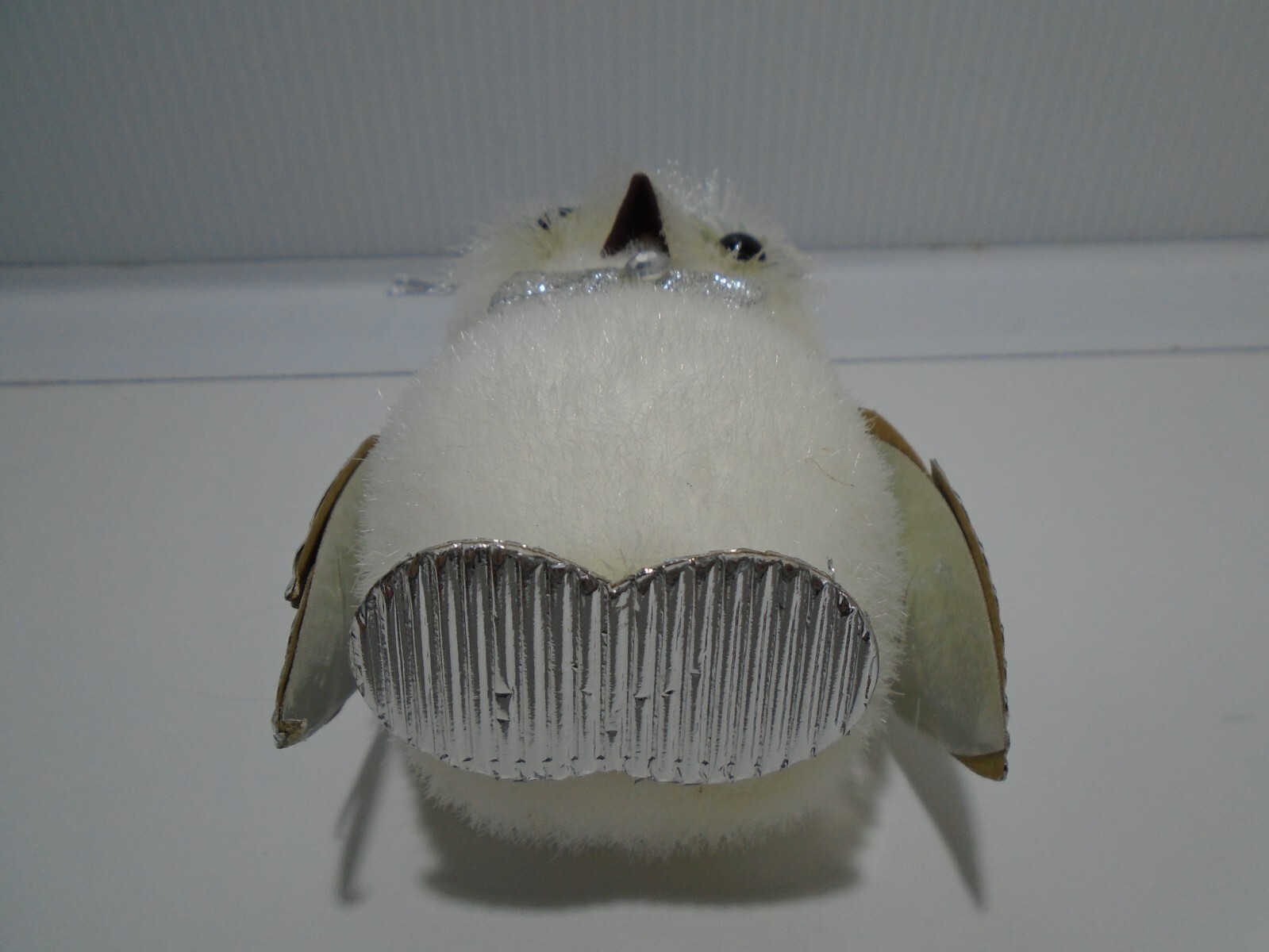 STYROFOAM WHITE WINTER OWL IN SILVER TOP HAT 4.5" ORNAMENT UNRANDED (CB3262)