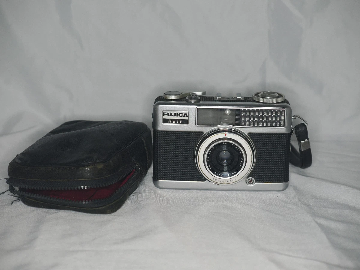 SakuraDo Camera @ Discount! @ Vintage Fujica Half 35mm Half Frame