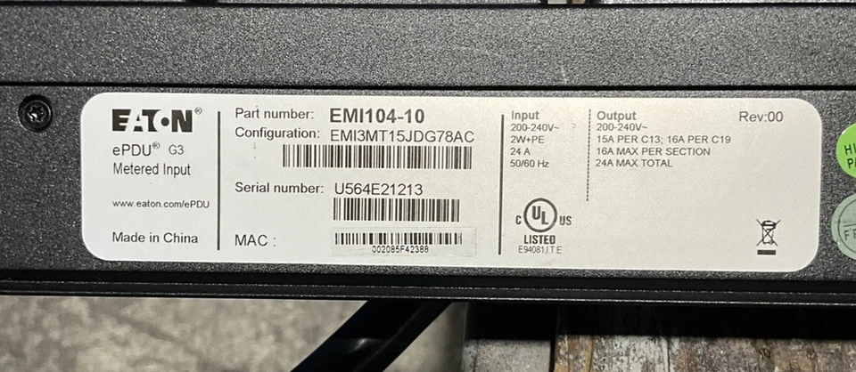Eaton 24Amp 200-240V ePDU 50/60Hz EM104-10 🟦 Foto 3 de 4
