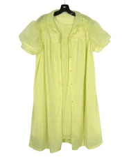 VTG GAYMODE PENNEYS Silky NYLON & LACE Chartreuse PEIGNOIR ROBE/NIGHTGOWN SET 36