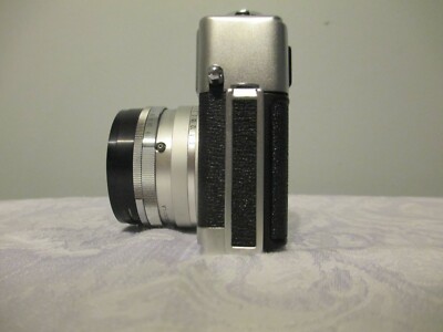 Objectif vintage Minolta 7S Rokkor PF 1:1,8 45 mm tel quel pour les