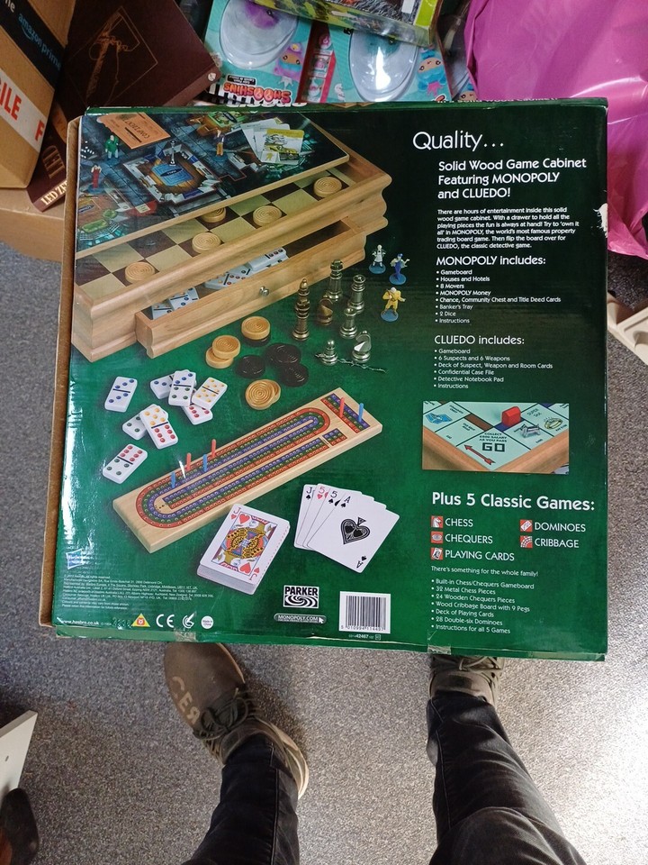 MONOPOLY & Cluedo Board Games Compendium Table Top Wooden Chess
