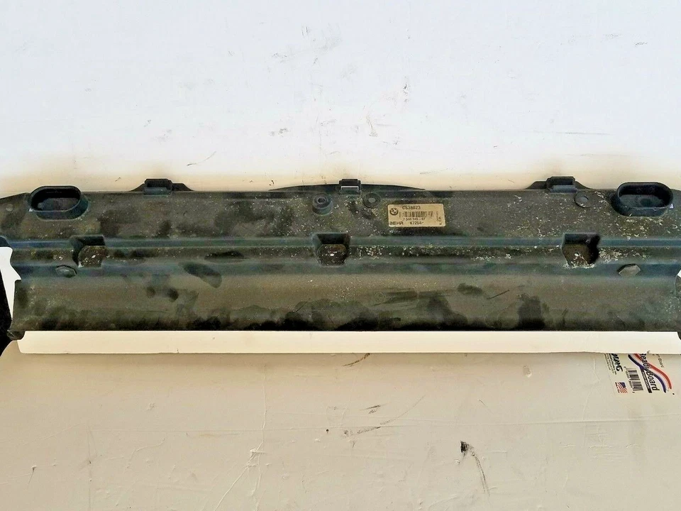 2006-2007 BMW 525I 525XI 530I 530XI quadro de suporte superior do radiador 17117519205 - Imagem 2 de 3