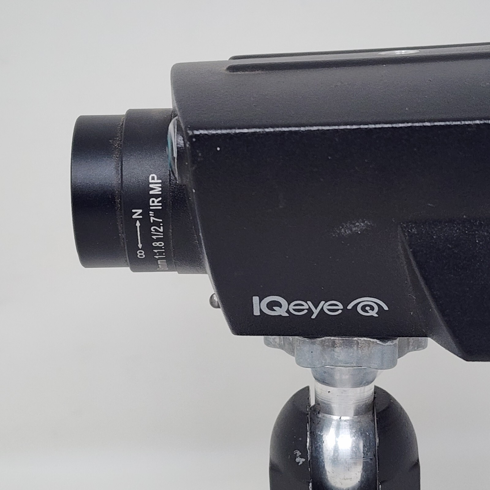 IQeye Security Camera 8MM Lens Bosch Invision Black 1Q032SI-F7 Tested