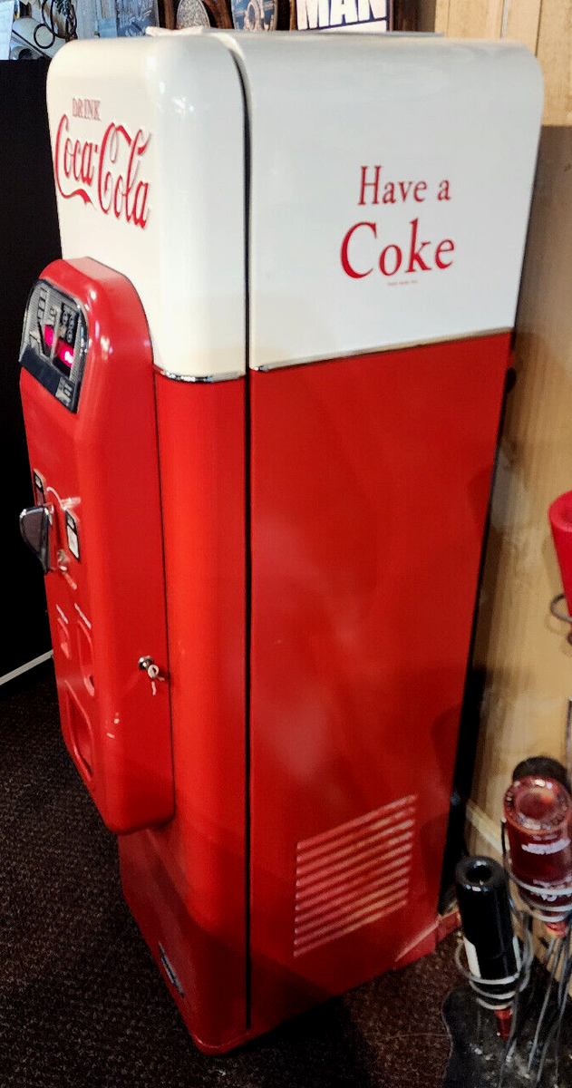 coca Wurlitzer COCA-COLA Soda Vending Machine W64 (Coke Vendo 44