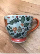 Joyye Flower Hand Painted Embossed Footed Mug Autumn Leafs Design
