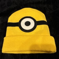 Despicable Me One Eye Minion Cap nwt one size fits all