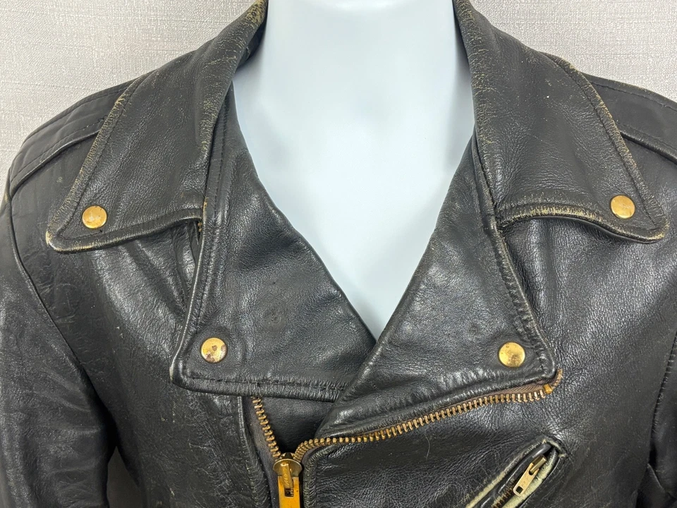 Chaqueta de moto vintage Lesco cuero envejecido con broches de presión dorados y cremalleras Foto 3 de 4