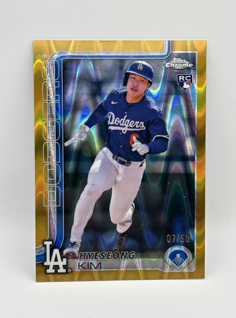 2025 Topps Chrome Hyeseong Kim #152 Gold Raywave 07/50
