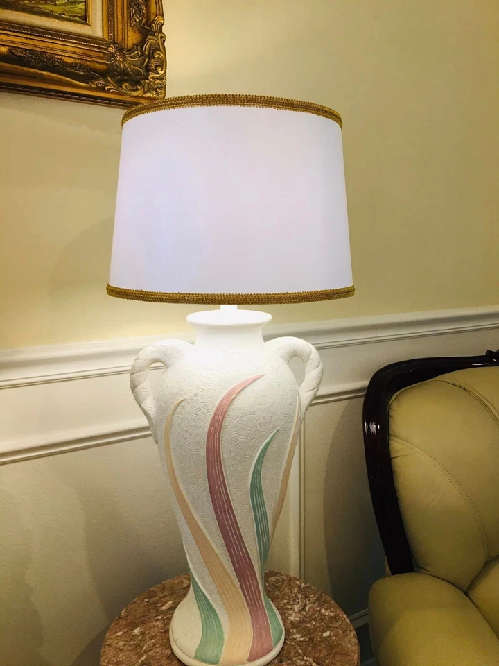 Tambor Pantalla Hecho a Mano Blanco y Dorado Decoración del Hogar Moderno Contemporáneo Hecho en EE. UU. Foto 2 de 4