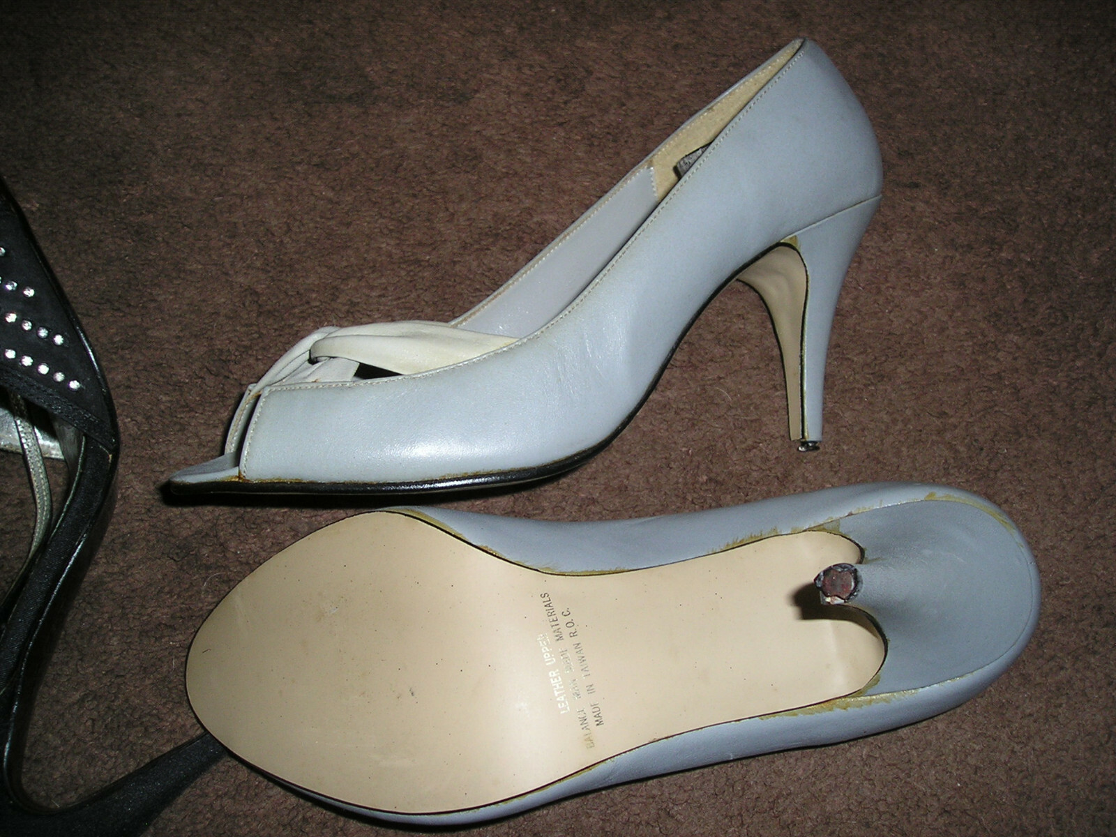 Picture 4 of 5
