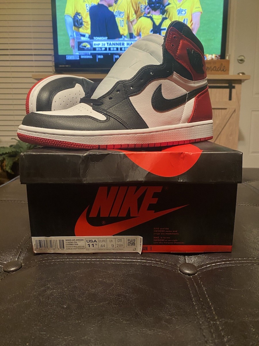 Air Jordan 1 High OG Size 11.5W/10M Black/Black-White-Varsity Red CD0461-016 Air Jordan 1 High OG Women Sz 11.5 Black/Black-White-Varsity  main image 2