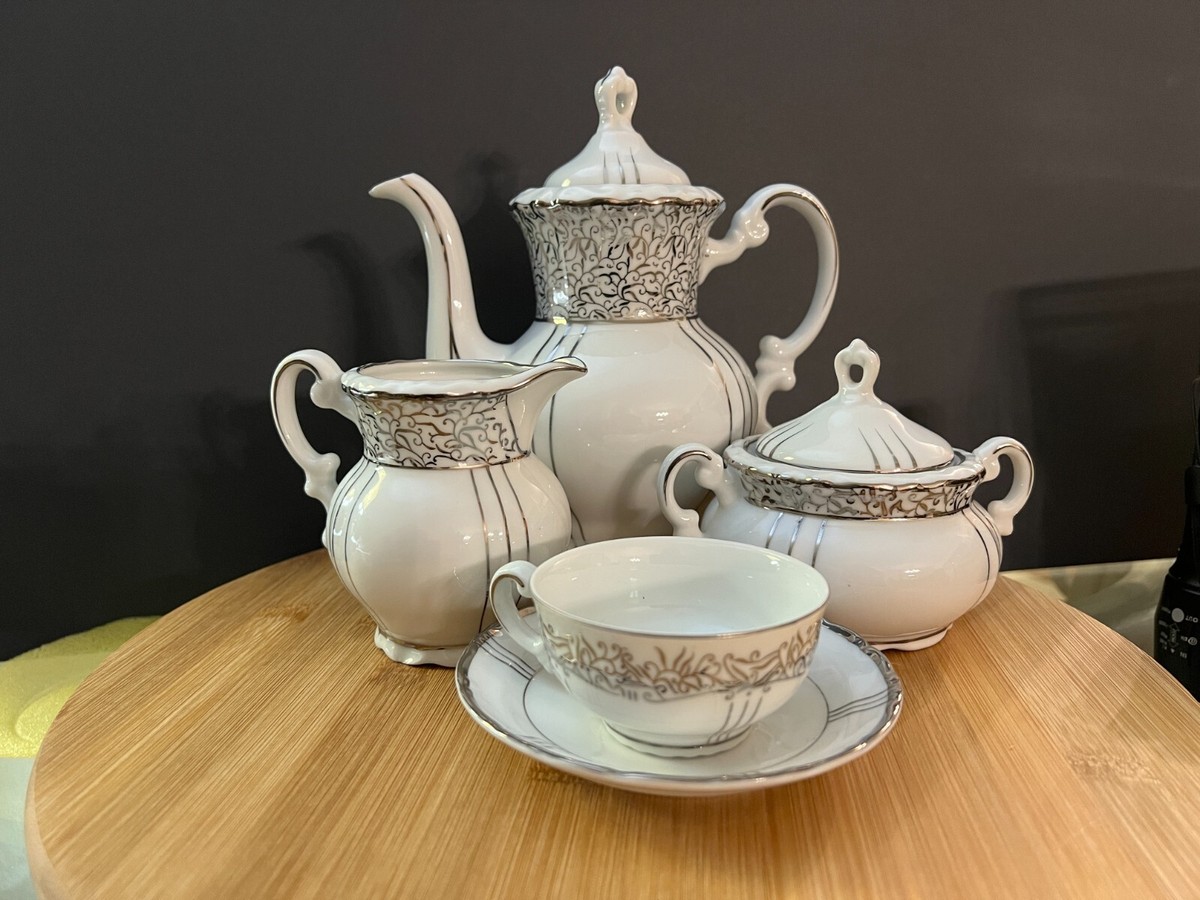 17 Piece Seyei Fine China Tea Set Made in Japan #1031 Silver