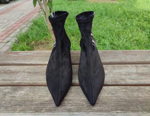 Pedro Miralles Women's Elastic Ankle Boots Cuban Heel Black US 7 EU 39 UK 5.5 - Picture 3 of 10