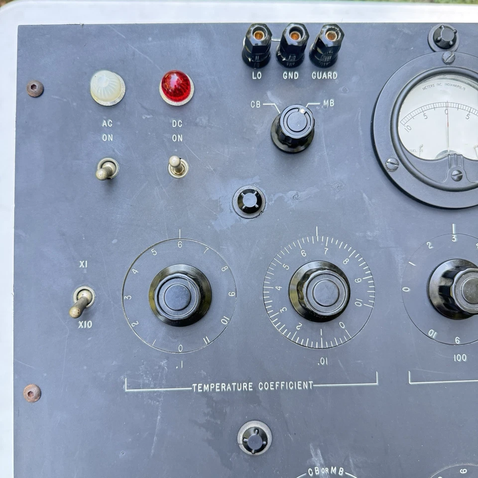 R B Marshall MEGOHM Bridge High Resistance Wheatstone Bridge Console Rack Mount - Image 2 of 4