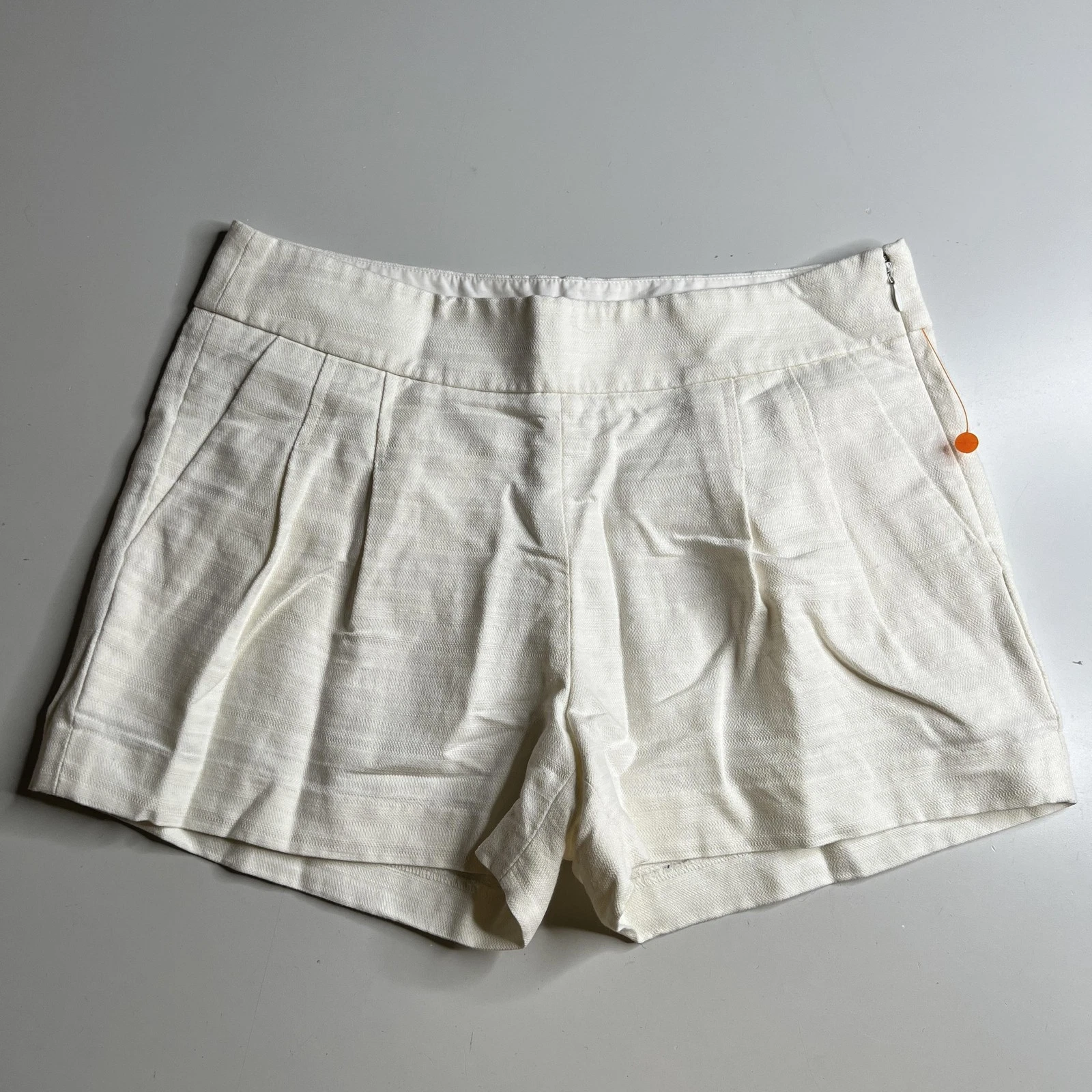 J.Crew Shorts Womens 2 White Linen Blend Pleated Chino Pockets Casual Summer